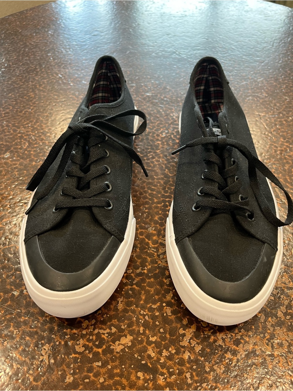 Ben Sherman Black Canvas Low-Top Lace-Up Sneakers